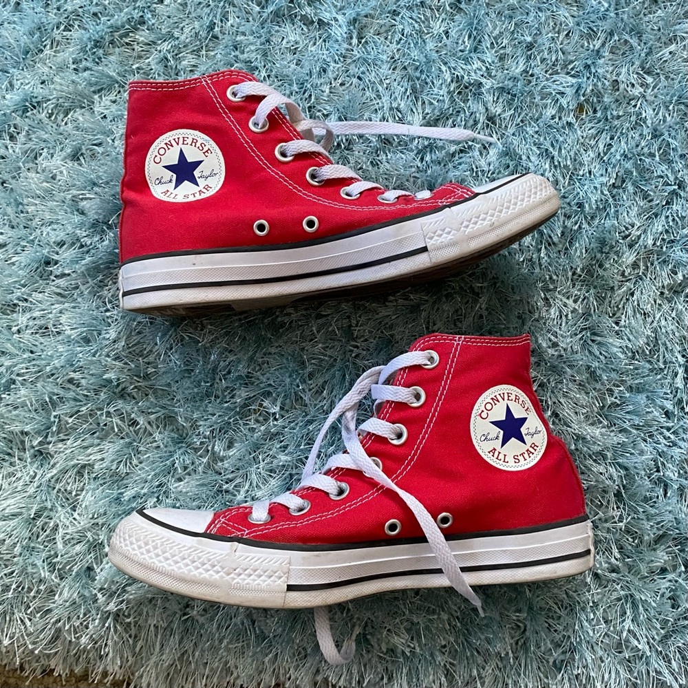 Red high top converse!